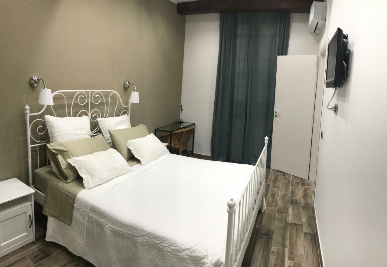 O'Vascio Dell'Avvocato Apartment Наполи Екстериор снимка